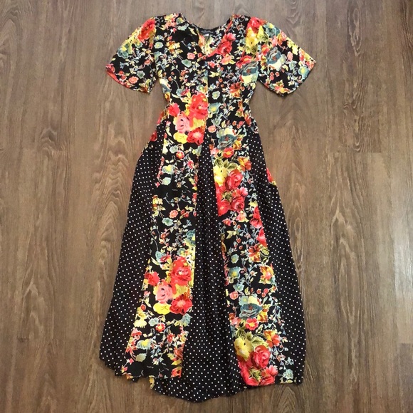 Vintage Floral Tieback Summer Dress - Picture 7 of 17